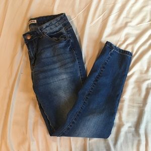 Encore blue jeans